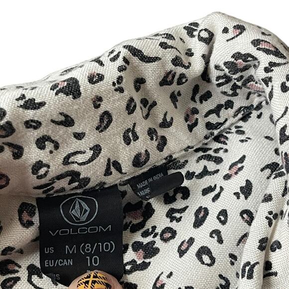 Volcom Girls Shirt Medium 8-10 Ivory Animal Print Button Up Short Sleeves - Picture 5 of 6